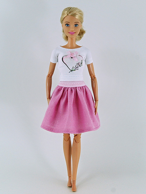 Barbie - Tričko se srdíčkem — foto 1