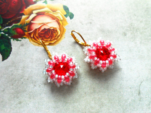 Náušnice šité Swarovski rivoli LIGHT SIAM F