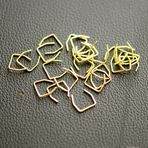 KRAMLE ZLATÁ 1,1 x 1,1cm