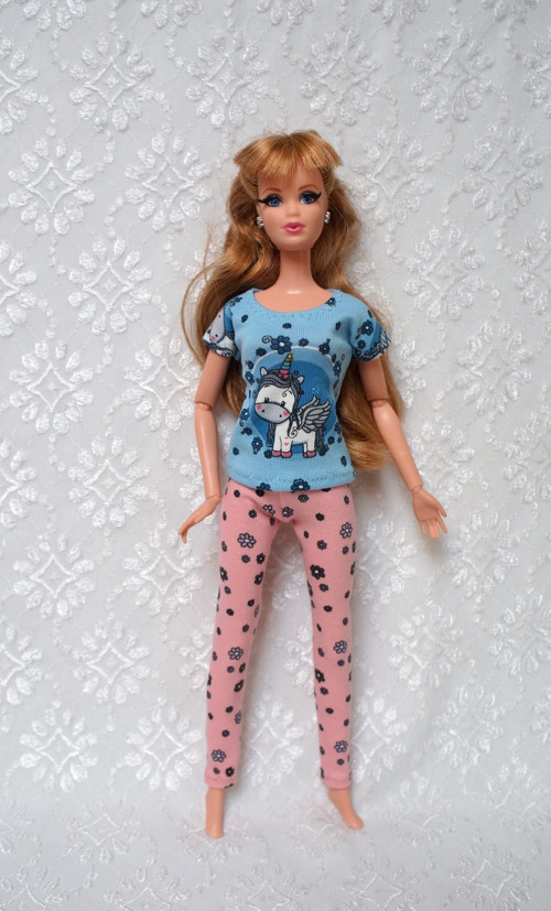Komplet pro Barbie — foto 1