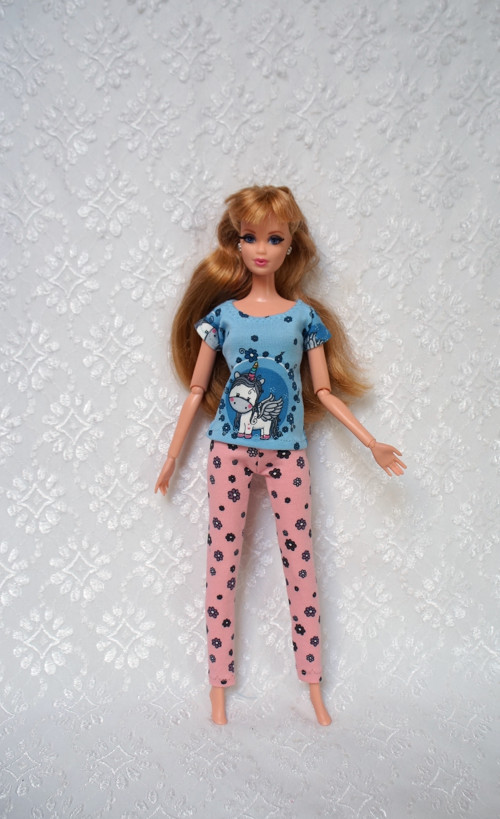 Komplet pro Barbie — foto 1