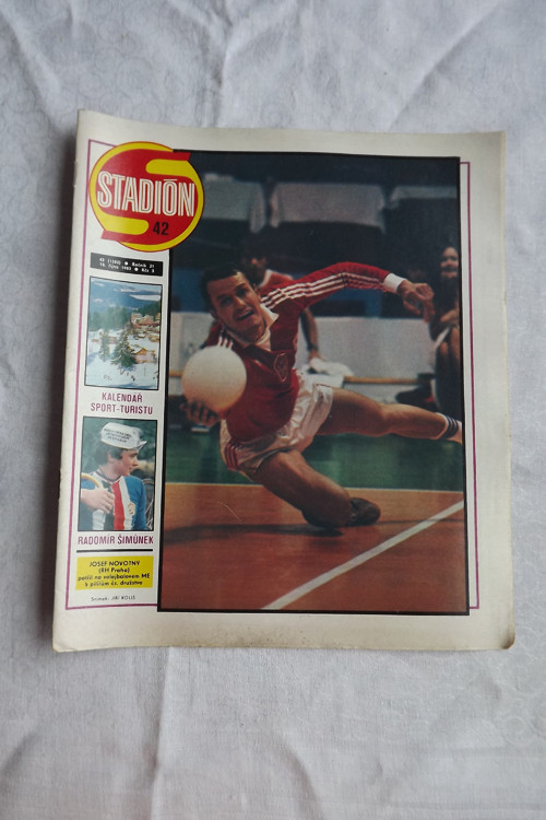 Stadion č. 35/1983