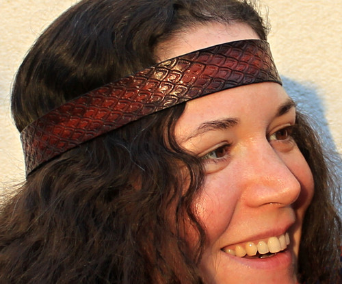 Kožený čelenka šupinová — foto 1