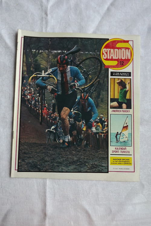 Stadión č. 12/1983 — foto 1