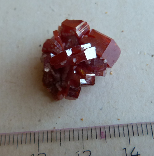 Vanadinit - 1,9 cm — foto 1