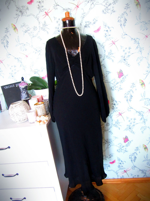 Little black dress — foto 1