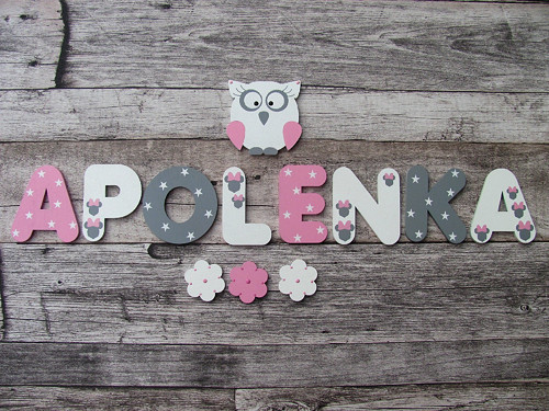 Dřevěná písmenka Apolenka 10cm
