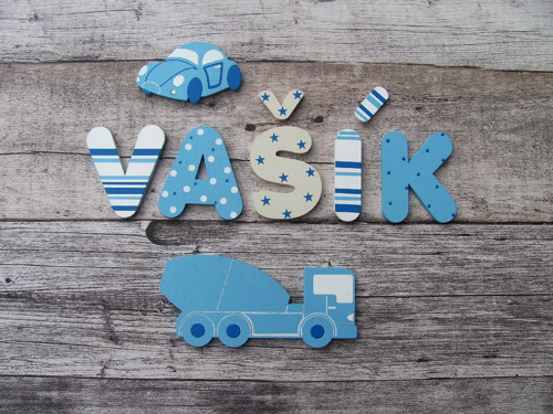 Dřevěná písmenka VAŠÍK 8 cm — foto 1