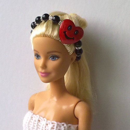 Čelenka pro Barbie - veselé srdce — foto 1