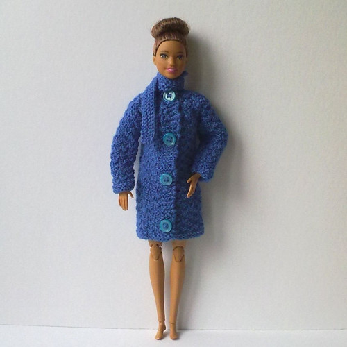 Oblečky pro Barbie - kabát — foto 1