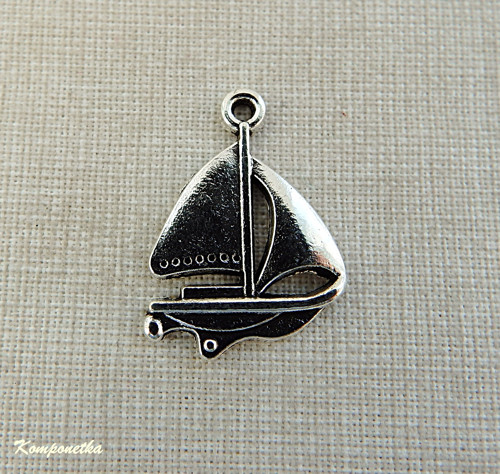 Kovový přívěsek loďka 24x17mm 1kus