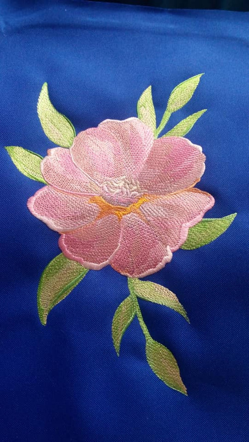 1224 - Květ - výšivka - panel 40 x 50 cm