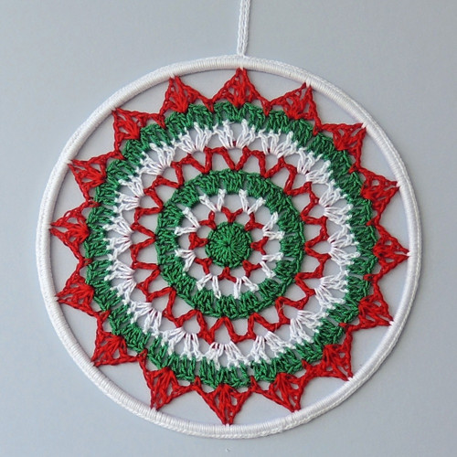 Háčkovaná mandala 15 cm - V 3.