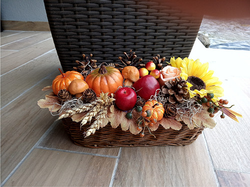 Bohatý podzimní košík — foto 1