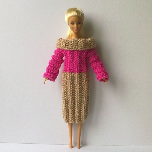 Oblečky pro Barbie - šaty — foto 1