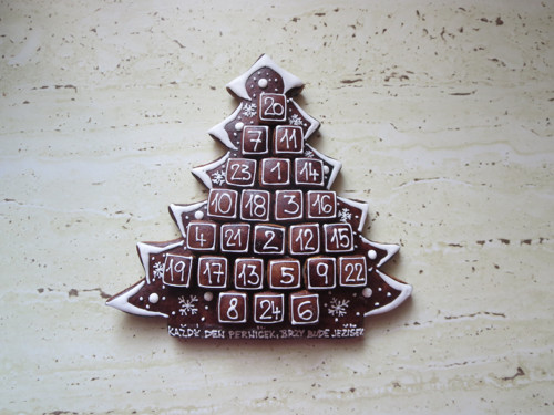 Perníkový adventní kalendář strom