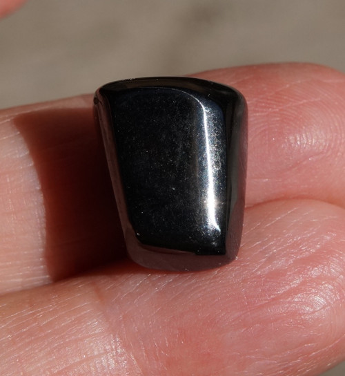Gagát (15 mm) J3957