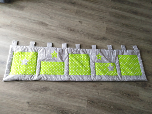 Kapsář / mantinel na zeď "hvězdy + seda"