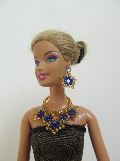 Náhrdelník pro panenku Barbie — foto 1