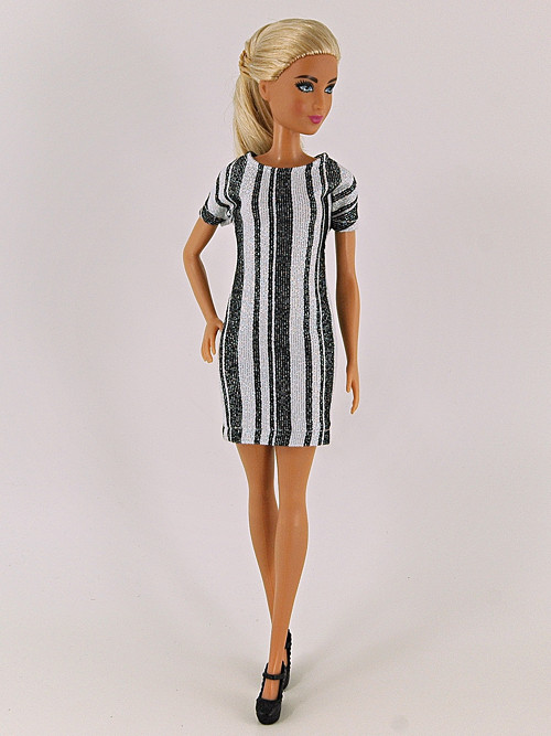 Barbie - Pruhované šaty — foto 1