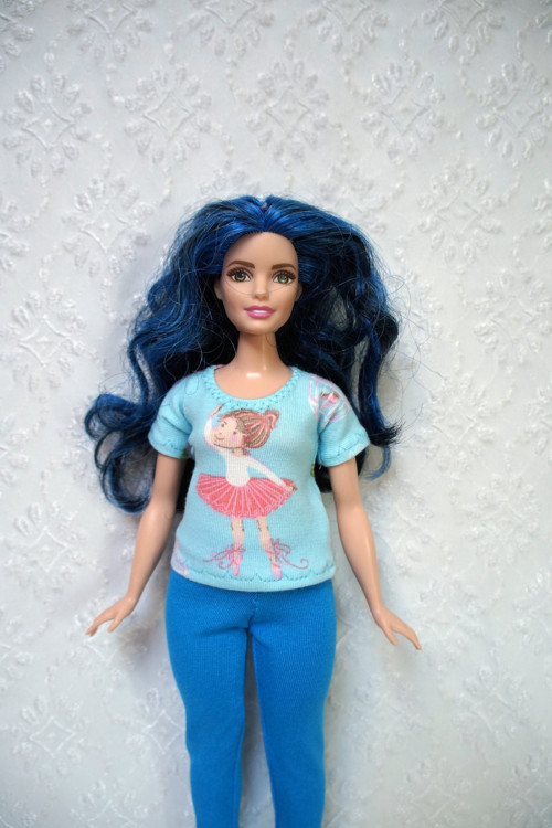 Tričko pro Barbie - curvy - baculku — foto 1