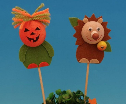 Figurka z předené bavlny, halloweenský strašák a