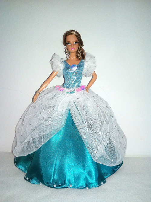 Šaty pro Barbie I. — foto 1