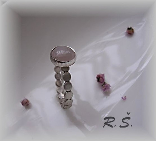 KULIČKOVÝ VÁLCOVANÝ šíře 3mm JEMNÝ SMIREK Růženín