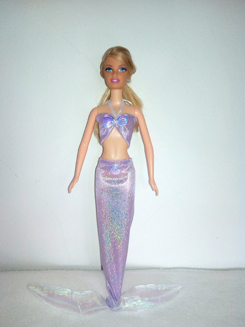 Šaty pro Barbie — foto 1