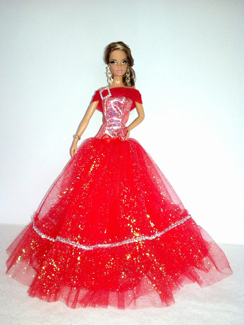 Šaty pro Barbie — foto 1