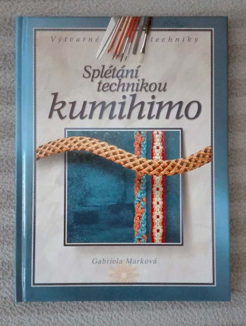 Kniha Splétání technikou kumihimo — foto 1