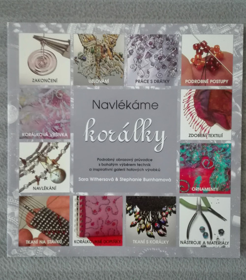 Kniha Navlékáme korálky — foto 1
