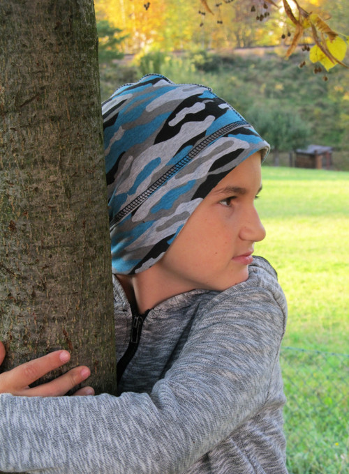 Čepička " TYRKYSOVÝ MASKÁČ" — foto 1