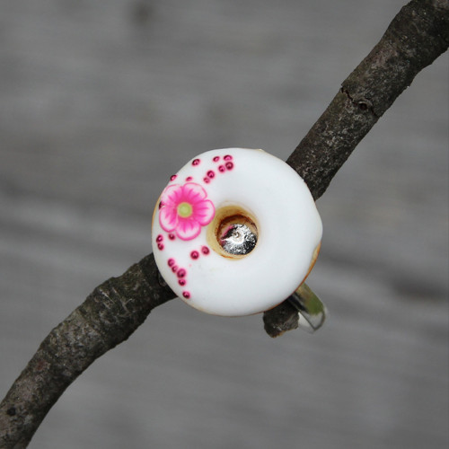 Donut s kytičkou — foto 1