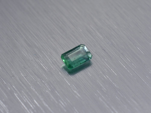 Smaragd přírodní 3,8x5,6 mm obdélník broušený