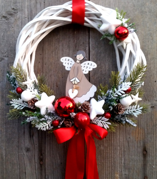 Adventní věneček s andělkou — foto 1