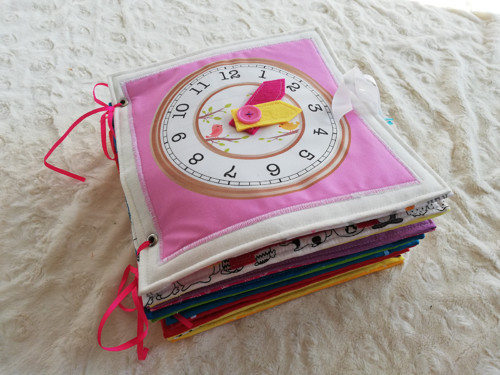 Naducaná quiet book,18 stran!!