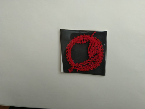 Vánoční ozdoba z paličkované krajky - Jablíčko