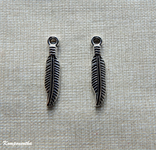 Kovový přívěsek peříčko 19x4mm 4kusy