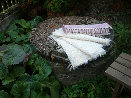 Ručně tkaný koberec - 50 x 100 cm — foto 1
