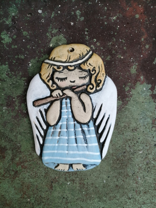 Anděl s flétnou malovaný — foto 1