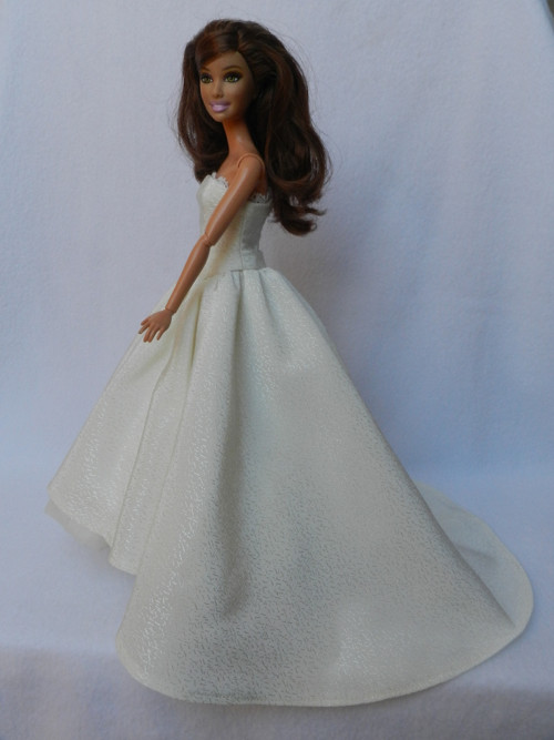 Šatičky pro Barbie — foto 1