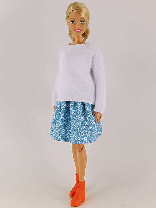 Barbie - Svetr bílý — foto 1