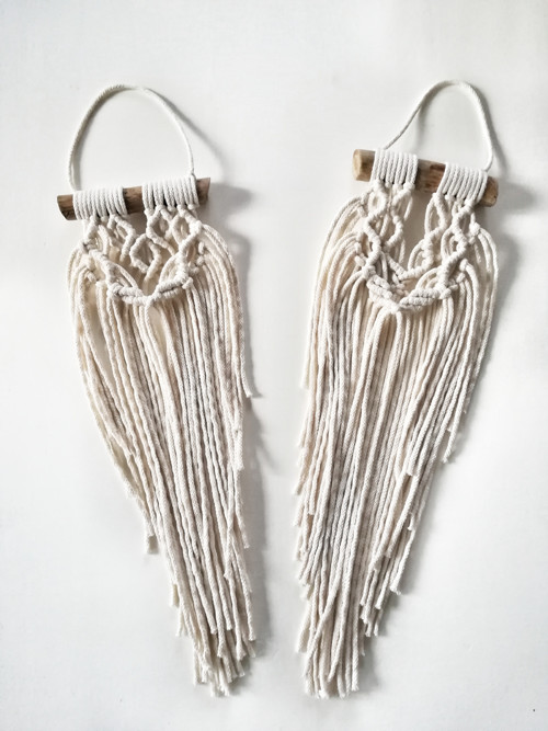 Závěsná macrame dekorace v krémové barvě 2ks — foto 1