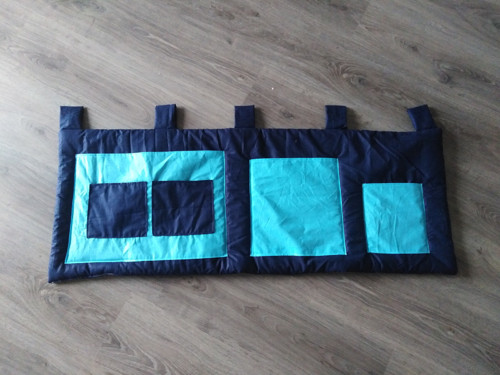Kapsář / mantinel na zeď "modrá duo"