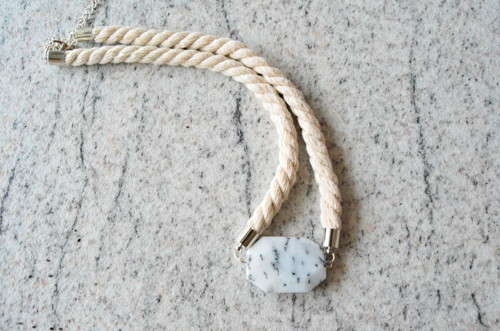 Náhrdelník Silver Dalmatine Opal — foto 1