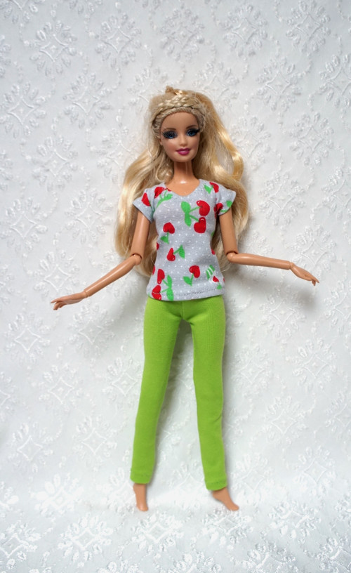 Komplet pro Barbie — foto 1