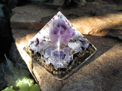 Org. pyramida ,, Duchovní cesty " — foto 1