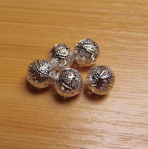 Filigránové korálky - 6mm - 8 kusů