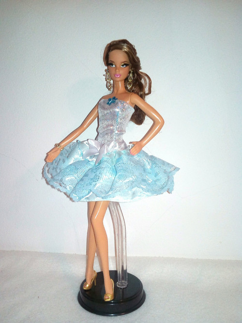 Šaty pro Barbie — foto 1